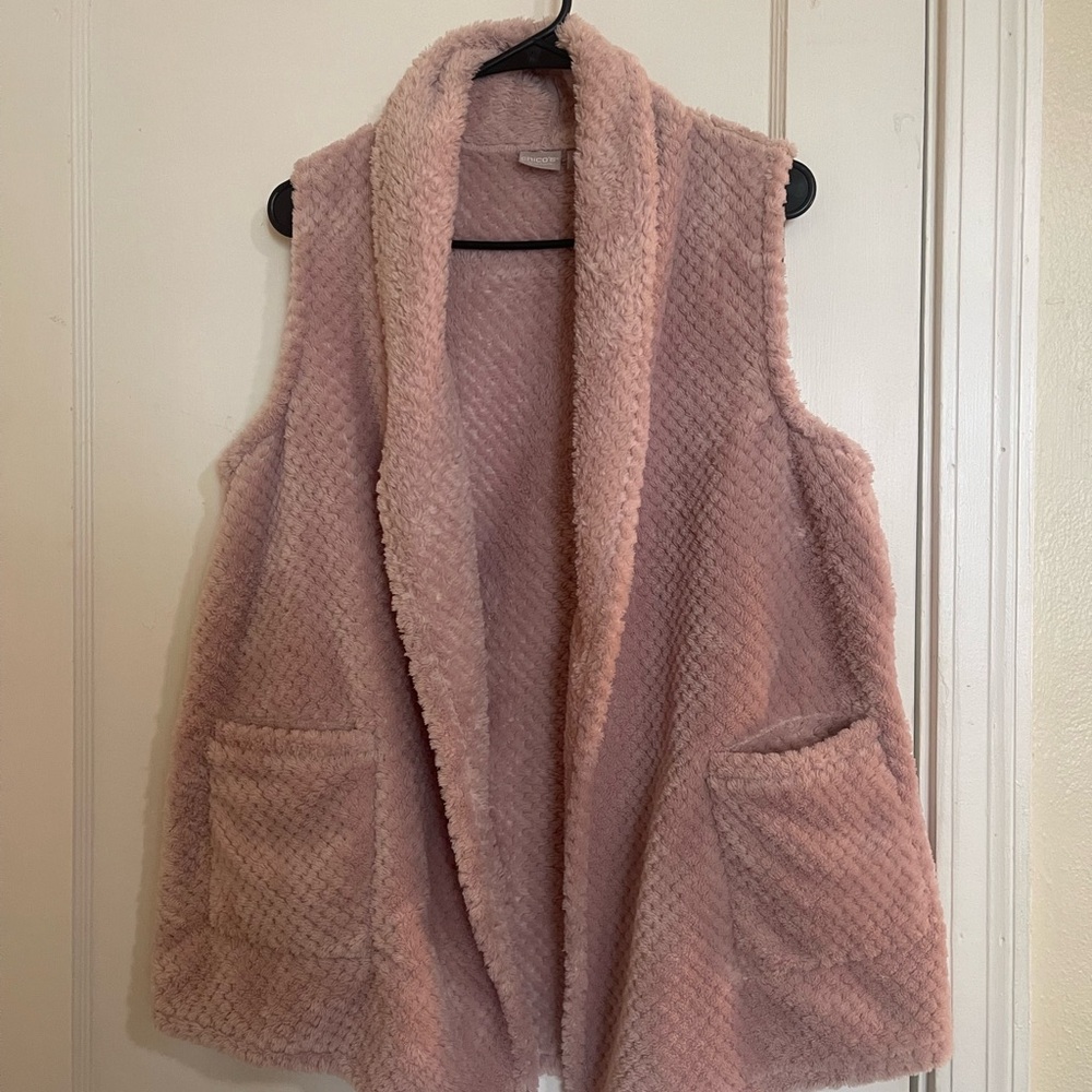 Chico's Zenergy Pink Fuzzy Vest